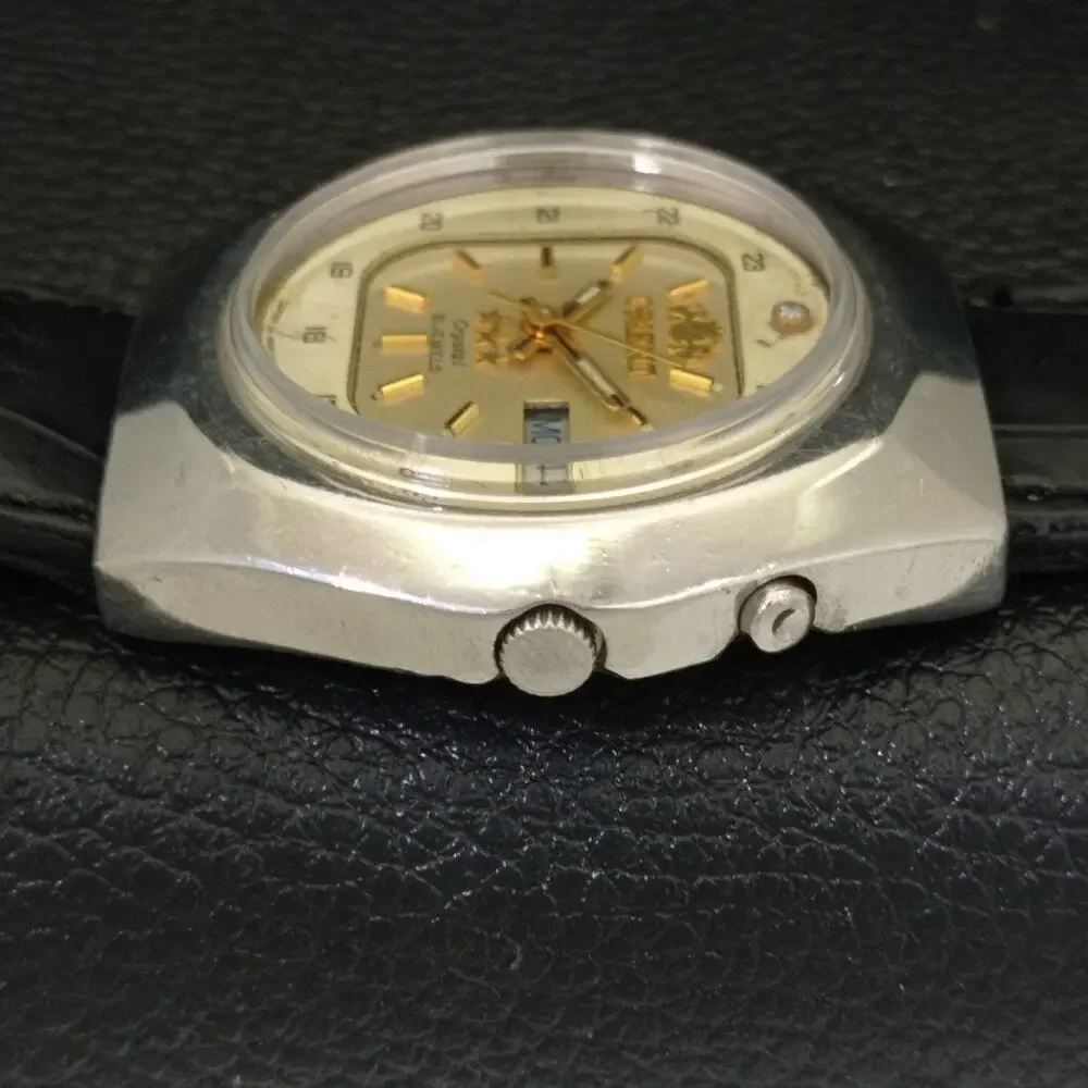 Vintage 1990 Orient Automatic Mens Silver Watch W/daydate & Gold accents